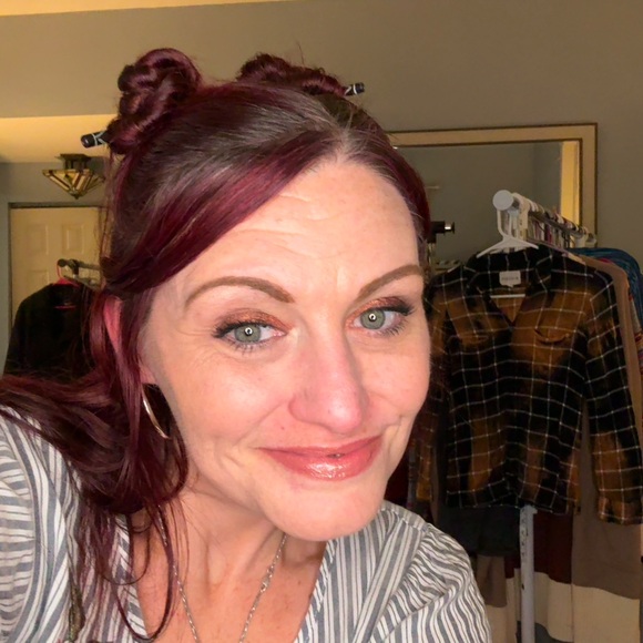 🦋 Renrayne131 Is Live Now With Spring Boho Beauties 🦋 - Picture 4 of 16